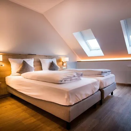 Am Kumpfmühler Kastell 3* Regensburg